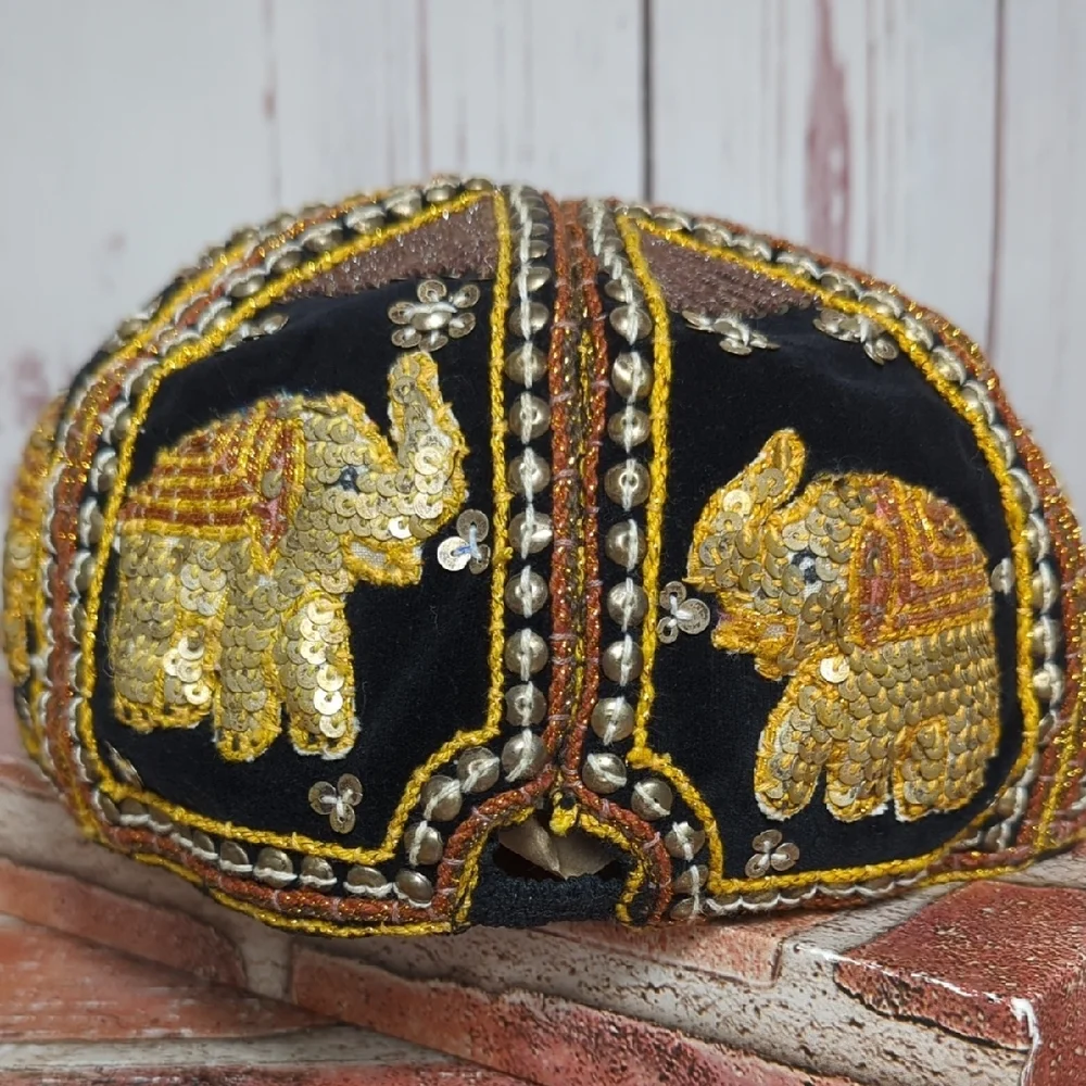 Vtg Kalaga Embroidered Elephant Tapestry Cap Beaded‎ Sequin Black Velvet Mynamar - Picture 9 of 16